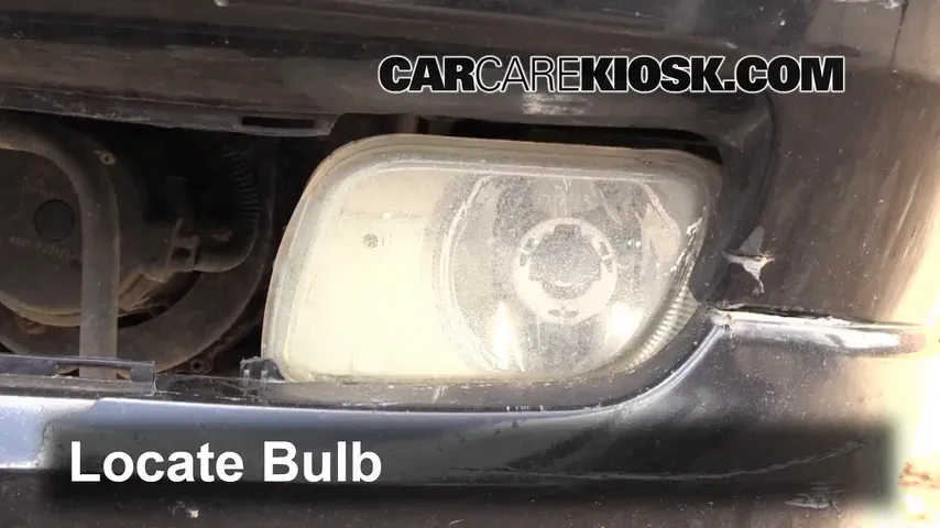 1998 Volvo V70 AWD 2.4L 5 Cyl. Turbo Lights Fog Light (replace bulb)